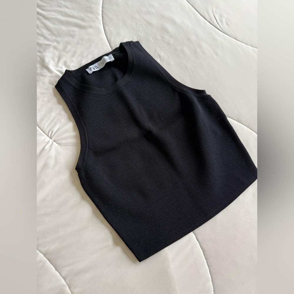 NWOT Zara Black Sleeveless Top size S